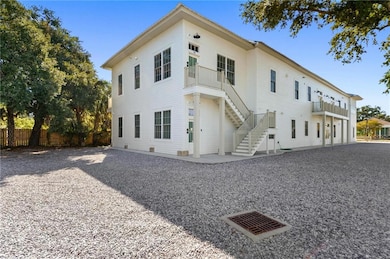 315 Main St unit J, Bay Saint Louis, MS 39520 - photo 4