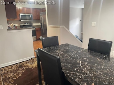 22264 Abbey Ln unit 24, Dearborn, MI 48124 - photo 4