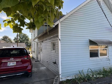 5250 Washington Rd, Albany, OH 45710 - photo 4