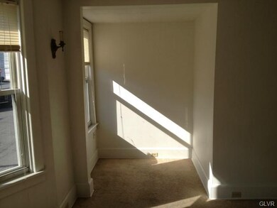 211 E Bertsch St unit 4, Lansford, PA 18232 - photo 6