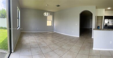 unlisted-address, Hialeah, FL 33018 - photo 5