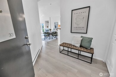 2980 SW Raymond St unit 301, Seattle, WA 98126 - photo 2