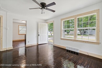 07-1204-Shepard-St-Lansing-MI-48912-Wind