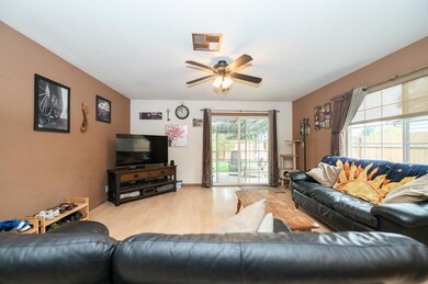 Livingroom1