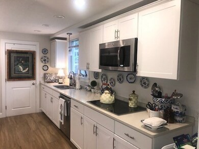 30 Claremont Terrace unit 1, Swampscott, MA 01907 - photo 2