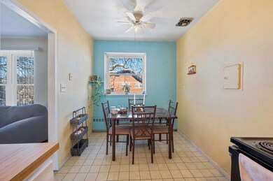 1333 W Touhy Ave unit 307, Park Ridge, IL 60068 - photo 4