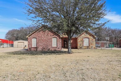 105 Sun Valley Ln, Weatherford, TX 76087 - photo 3