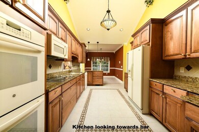 212 Indian Shadows kitchen 2