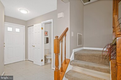 15 Sky Blue Ct, Germantown, MD 20874 - photo 2