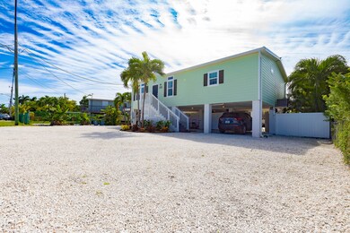 09 208 Shore Avenue