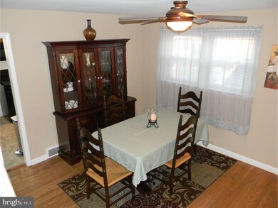 4009 Evans Ln, Drexel Hill, PA 19026 - photo 7