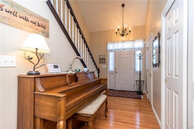 2565 Middle Way, Easton, PA 18040 - photo 2