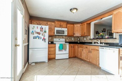 150 White Oak Way, Lebanon Junction, KY 40150 - photo 6