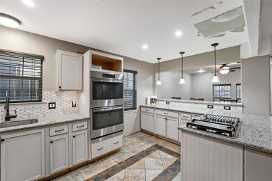 4102 Caplin St, Houston, TX 77026 - photo 5