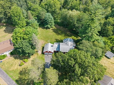 7 Mercury Cir, Andover, MA 01810 - photo 3