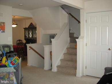 9043 Falcon Glen Ct, Bristow, VA 20136 - photo 4