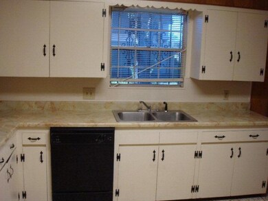 1624 W Canton Rd, Edinburg, TX 78539 - photo 3