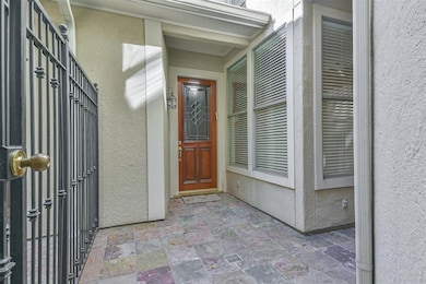 1906 Elmen St, Houston, TX 77019 - photo 3