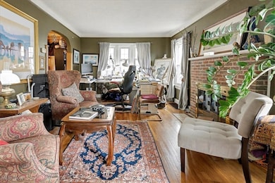 2320 Allison Rd, Cleveland, OH 44118 - photo 3