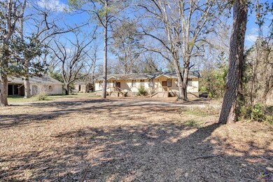 202 Charlevoix St, Fort Valley, GA 31030 - photo 3