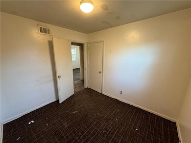 17249 S Prospect Ave, Belton, MO 64012 - photo 3