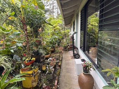 1379 Mele Manu St, Hilo, HI 96720 - photo 2