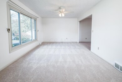 2893 Heatherleaf Way-2