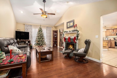 231 Embury Dr, Battle Creek, MI 49014 - photo 3