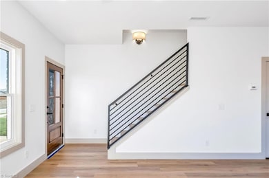 2111 24th Street Lane Sortheast, Hickory, NC 28602 - photo 5