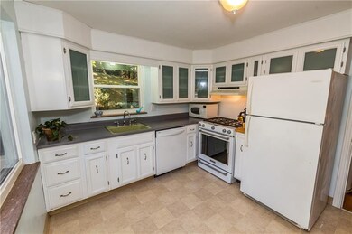 White kitchen. Gas stove/Convection Oven and LG Di