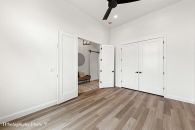 5 Bedroom 2