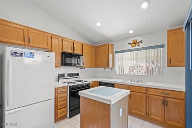 
Experience the perfect blend of space and functio