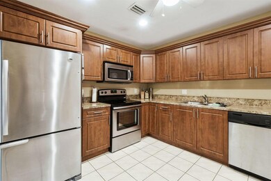 8027 Ambach Way, Hypoluxo, FL 33462 - photo 5