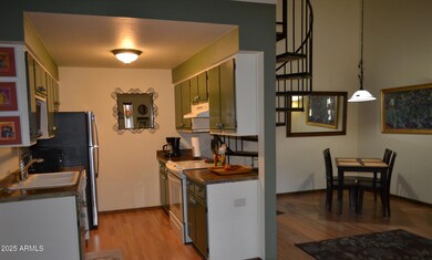 Kitchen/Dining