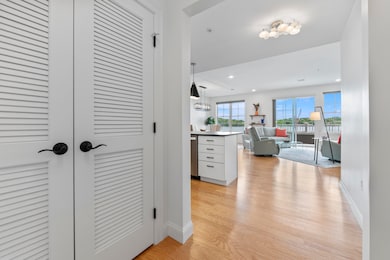 285 Front St_0117