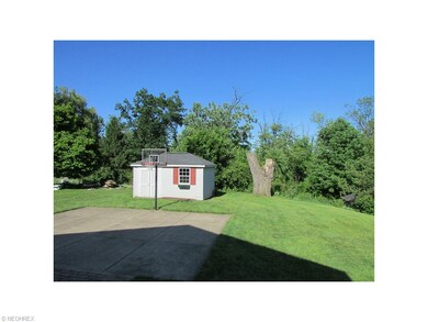 65 x 901 Lot s/Shed and Basketball Court