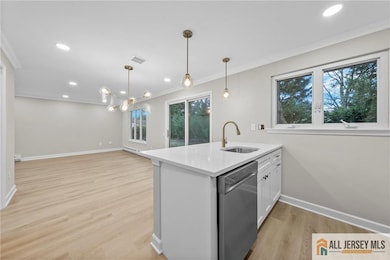 113 Indigo Plaza unit 113A, Monroe Township, NJ 08831 - photo 4