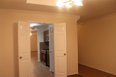 9202 Canady Park Ln, Houston, TX 77075 - photo 4