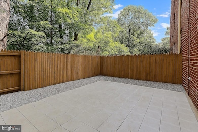 Gateway Georgetown Condos unit 106, Washington, DC 20007 - photo 2