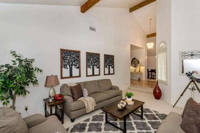 Family room 2