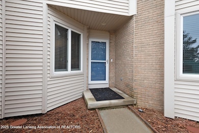 7107 Treasure Isle unit 48, Lansing, MI 48917 - photo 4