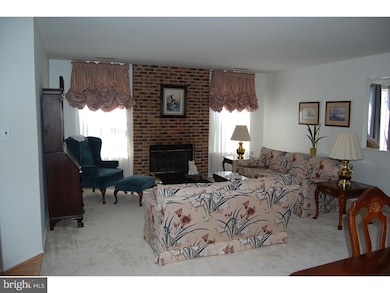 24 Blanchard Dr, Woodbury, NJ 08096 - photo 5