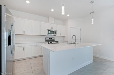 20101 Hartford Blvd, Estero, FL 33928 - photo 3