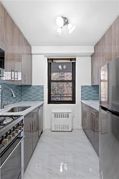 201 St Pauls Ave unit 4M, Jersey City, NJ 07306 - photo 5