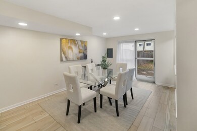 9271 Cedar Ln, Des Plaines, IL 60016 - photo 7