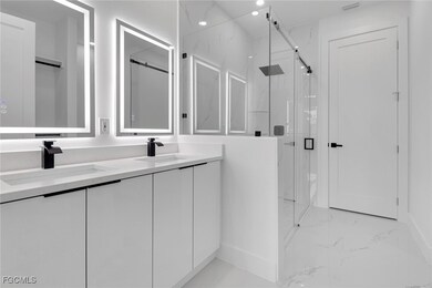 928 NE 8th Place, Cape Coral, FL 33909 - photo 5