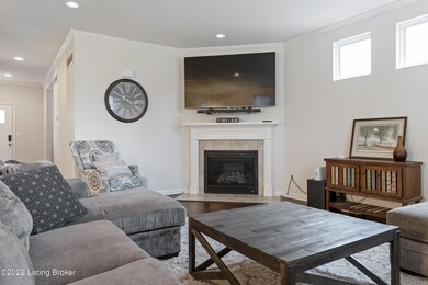 5016 Fawn Valley Dr-27