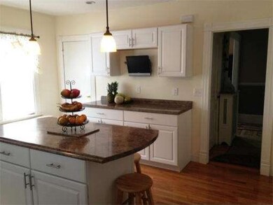 16 Wetherell St, Worcester, MA 01602 - photo 5