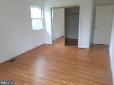 2227 Forest Glen Rd, Silver Spring, MD 20910 - photo 6