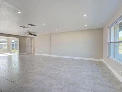 4342 Ewing Cir, Port Charlotte, FL 33948 - photo 5